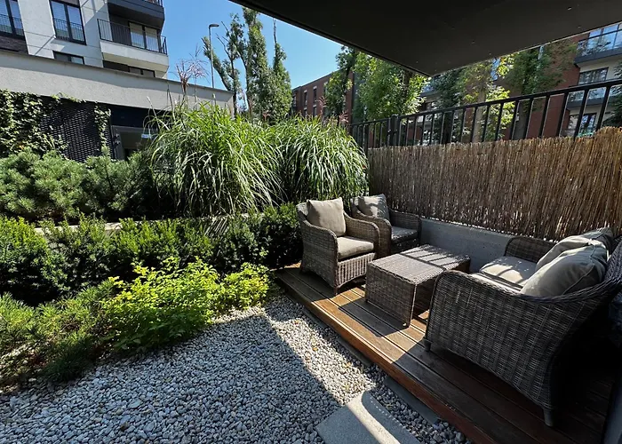 Green Boutique Apartment 60M2 & Garage